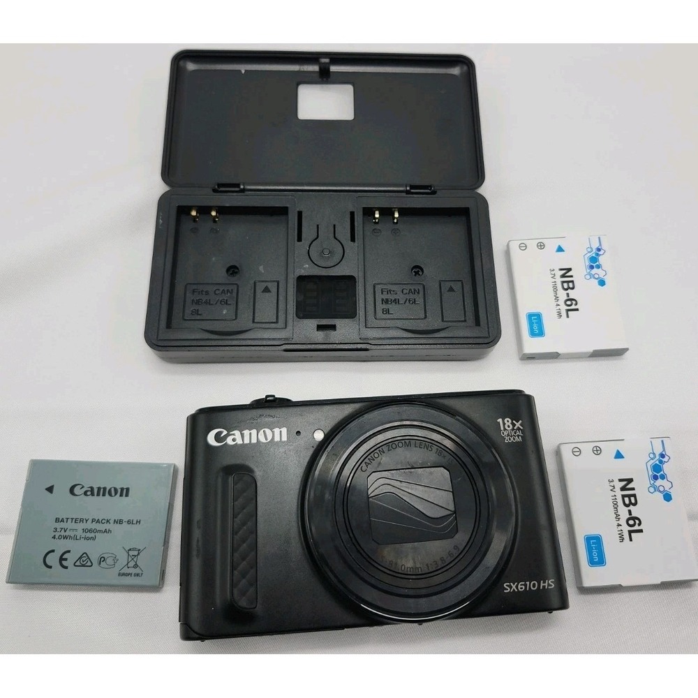 Canon PowerShot SX610 HS Camera, Charger & 3 Batteries Works Great